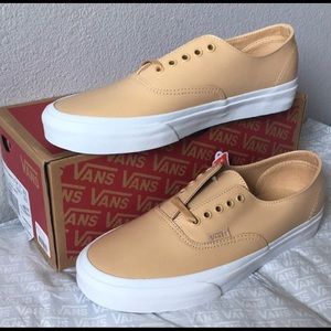 vans authentic decon smooth leather sand9.5